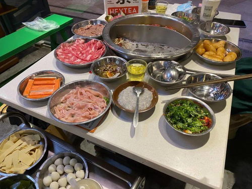 火鍋店驚現(xiàn)活壁虎，市民曝光現(xiàn)場圖引發(fā)熱議，商家回應(yīng)稱系飲品意外